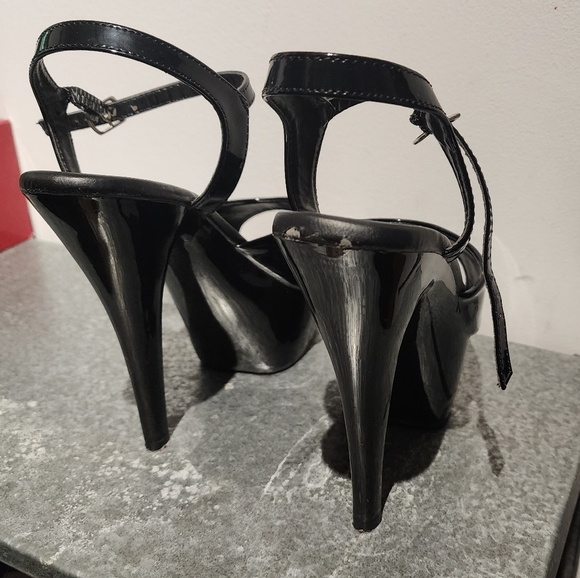 Pleaser Patent Peep Toe Platform Heels - Picture 6 of 15